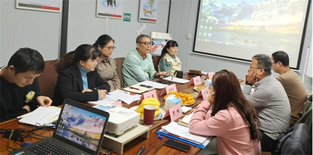 南京航空航天大學(xué)來(lái)株洲世林膠業(yè)進(jìn)行技術(shù)交流